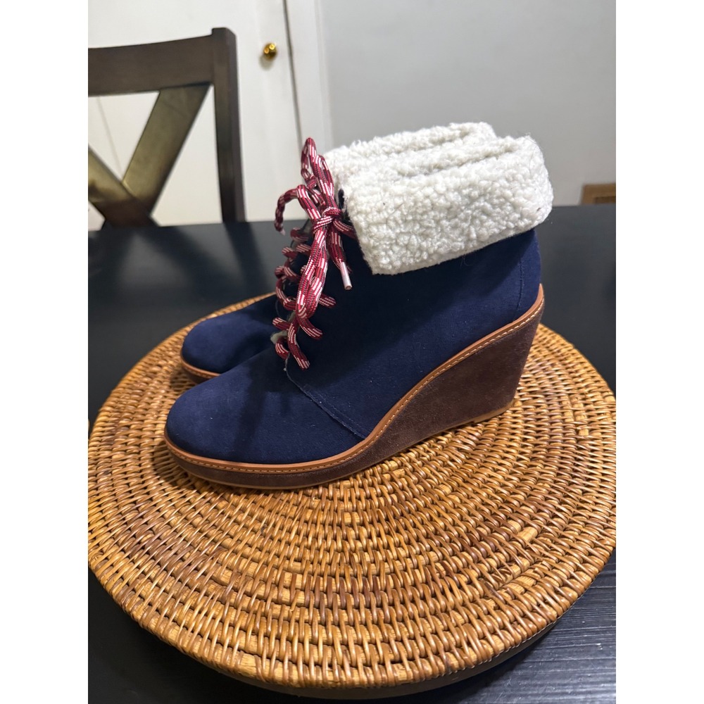 Caslon Womens Navy Blue Suede Shearling Trim Wedge Ankle Boots Size 9M